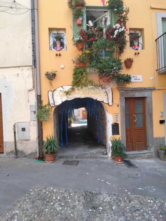 Casa Storta - Cycle Garage Con Biciclette Villa Pisogne Eksteriør bilde